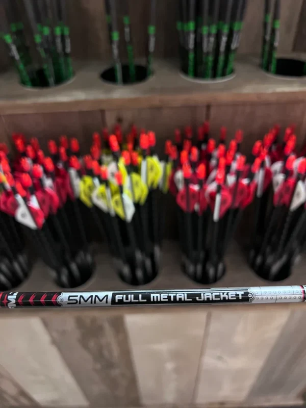EASTON FULL METAL JACKETS FLETCHED ARROWS (FMJ)