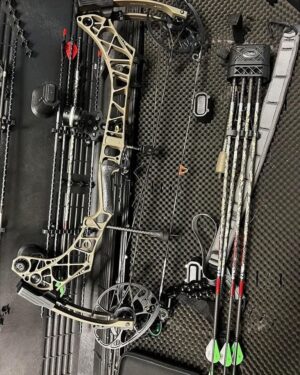 Mathews VXR 28 in ambush green.